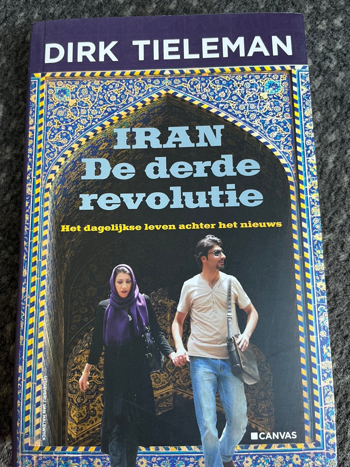 Iran De Derde Revolutie - Dirk Tieleman, Ophalen of Verzenden, Zo goed als nieuw