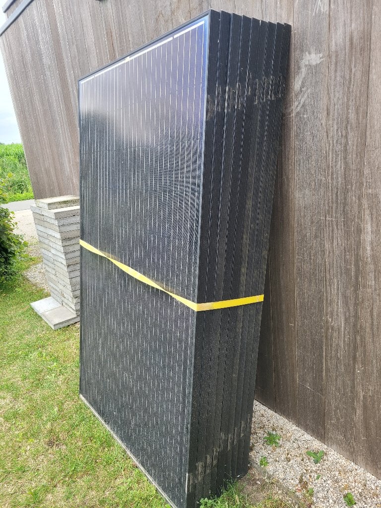 Zonnepanelen met omvormer, Bricolage & Construction, Panneaux solaires & Accessoires, Enlèvement, Utilisé, Système complet, 200 watts-crêtes ou plus