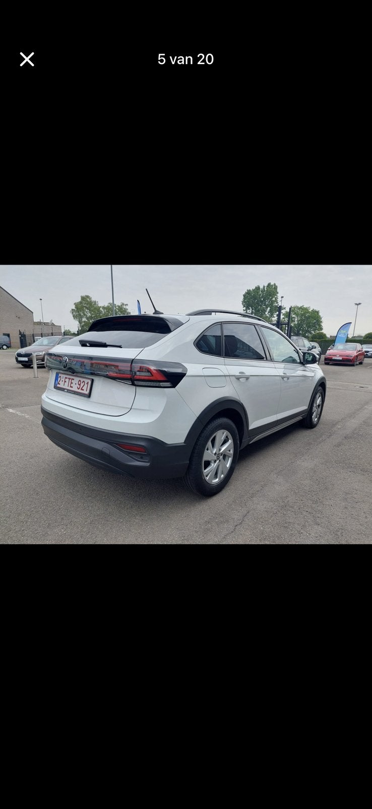 Volkswagen tiago 2022, Auto's, Voorwielaandrijving, Zwart, Automatische klimaatregeling, Wit