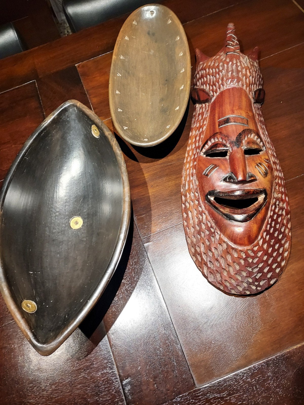 Afrikaans zwaar masker 25€, Ophalen, Masker
