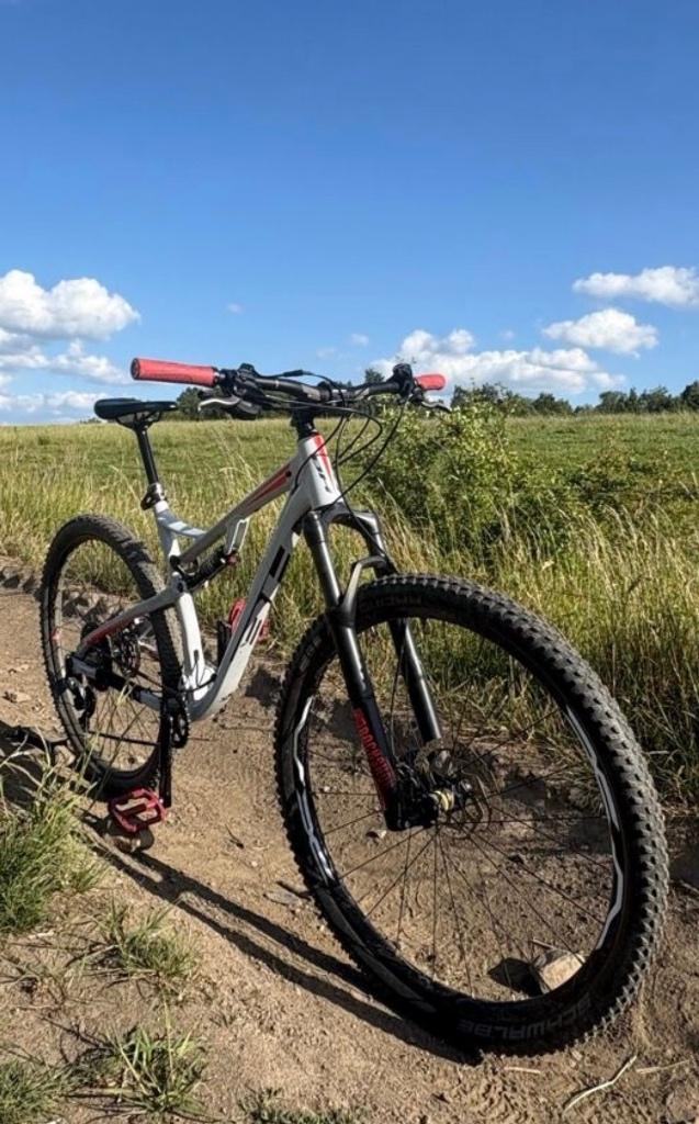 VTT full suspendu Bh Lync Race 29p, Autres marques, Enlèvement, Frein à disque, Utilisé