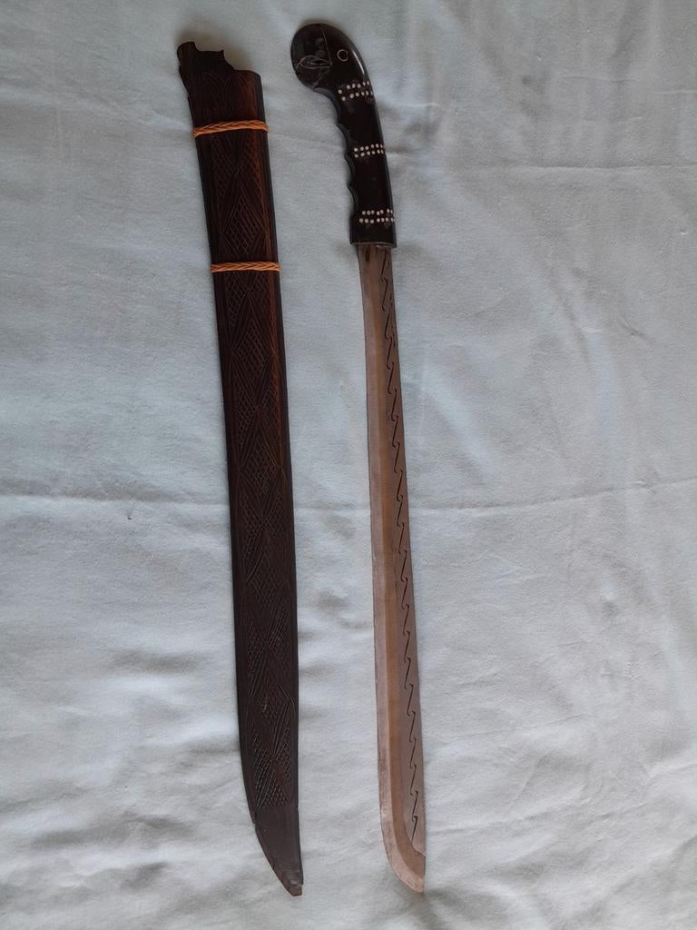 Indonesisch kapmes, Ophalen