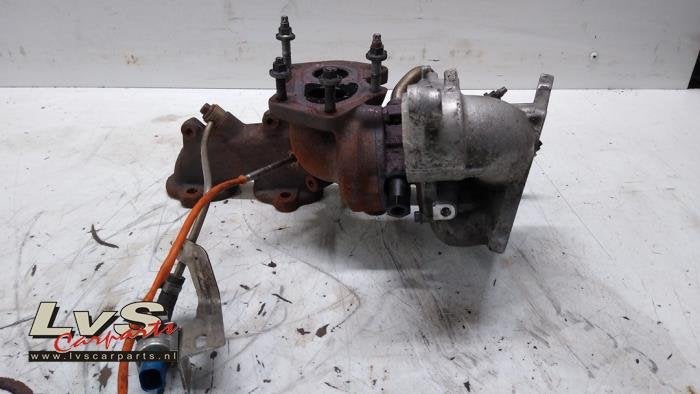 Turbo van een Opel Vivaro, Gebruikt, -, -, Opel