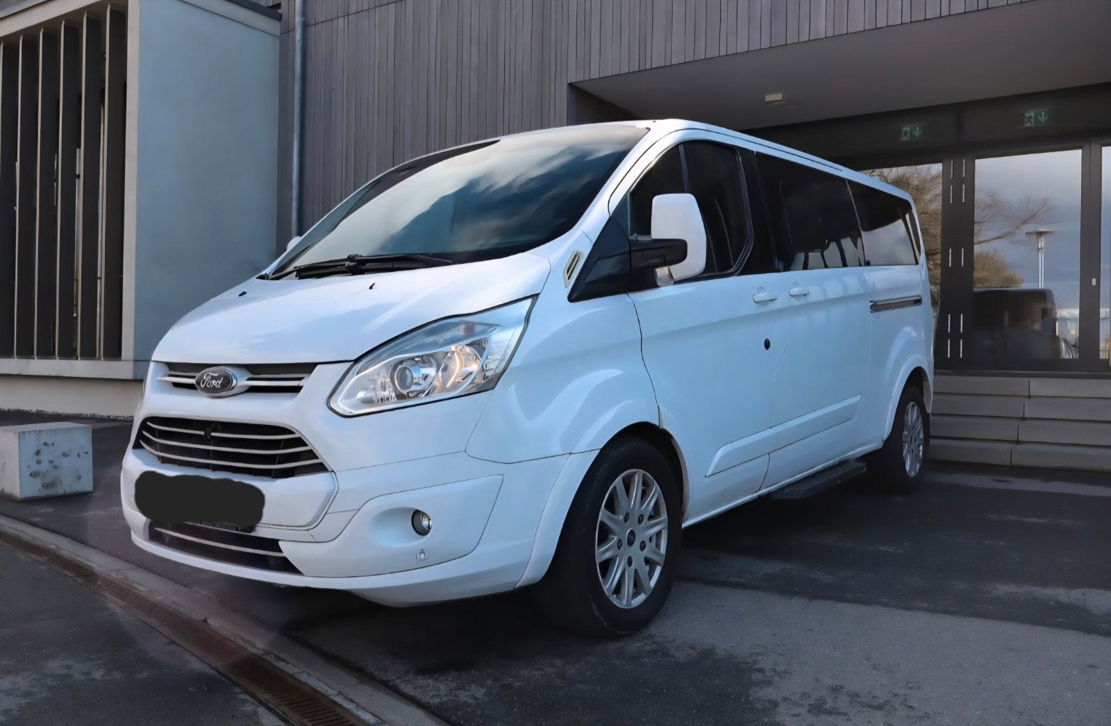 Ford tourneo custom 2.0 Automaat 8pl, Auto's, Automaat, Monovolume, Euro 6, 4 cilinders