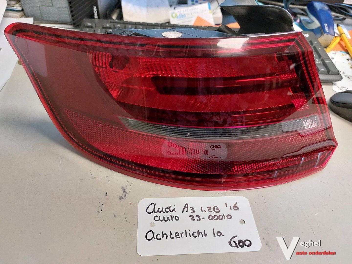 Audi A3 automaat 1.2B Achterlicht LA '16, Gebruikt, -, -, Ophalen of Verzenden