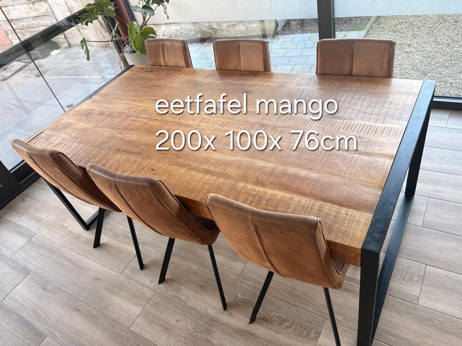 Complete mangohouten woon- en eetkamerset – tafel + 6 stoele, Huis en Inrichting, Ophalen, Gebruikt, Overige houtsoorten