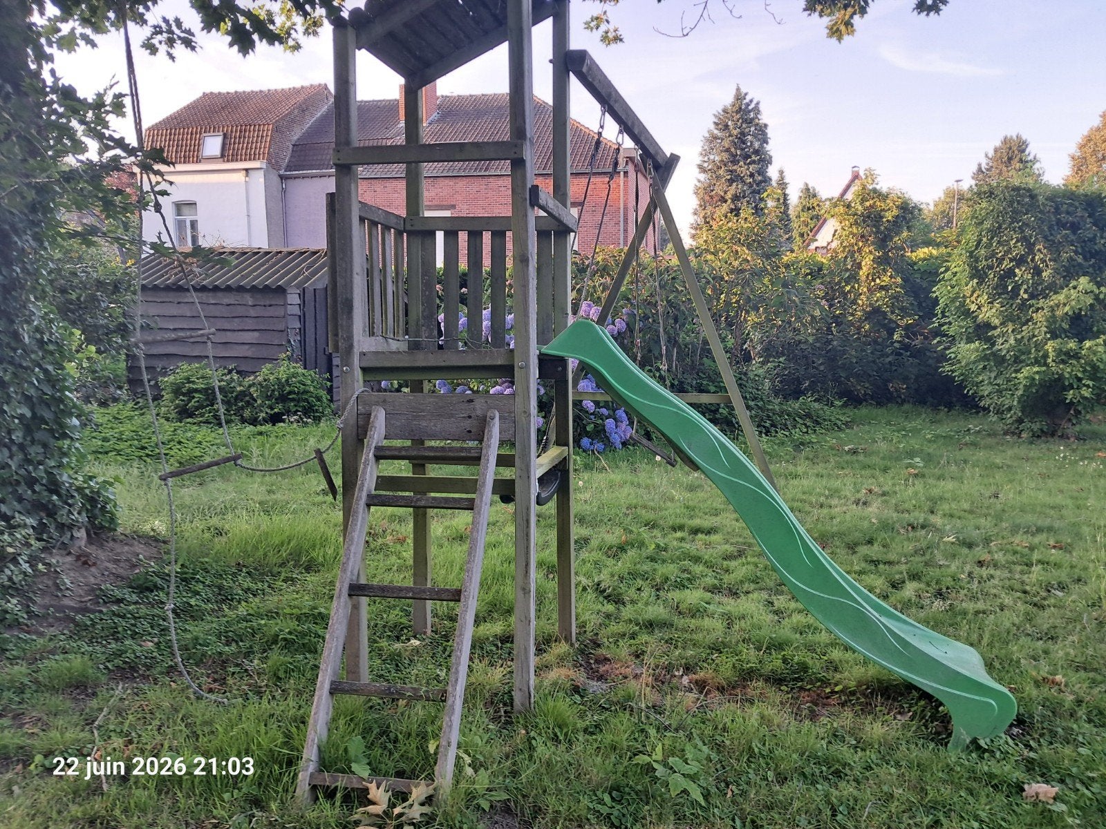 Balançoire en bois, Balançoire