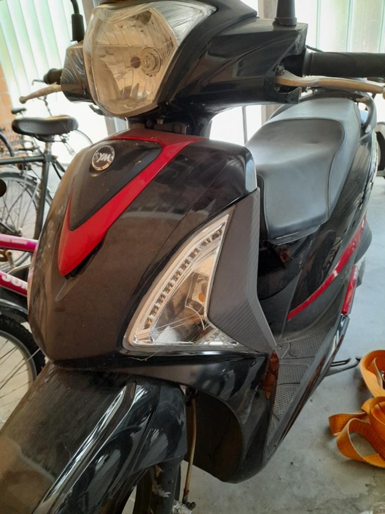 Symfonie 125cc, Fietsen en Brommers, Scooters | Peugeot, Ophalen