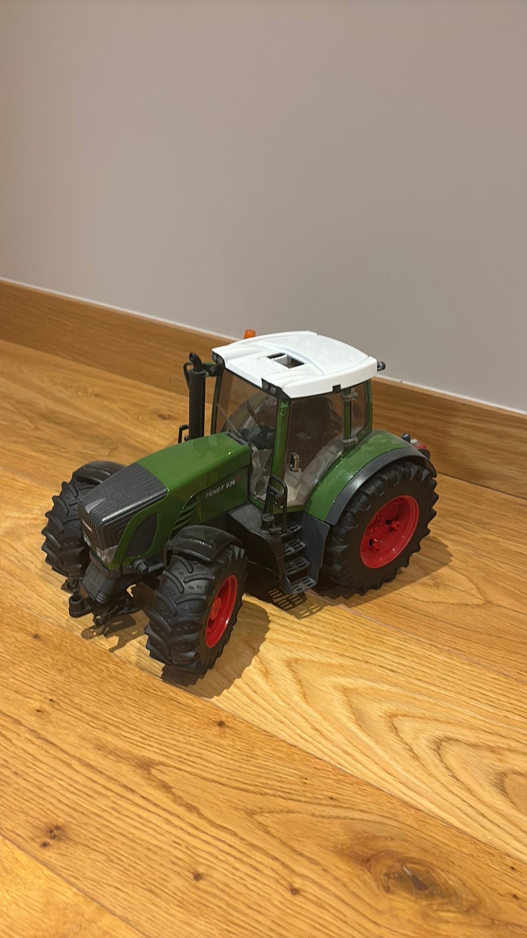 Bruder tractor, Ophalen, Zo goed als nieuw