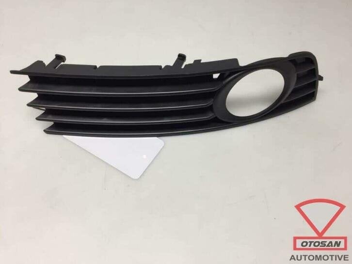 audi a4 2001 grille de pare chocs avant droite nouveau ! 032, Autos : Pièces & Accessoires, Neuf, Pare-chocs, AUDI AG, Auto-Union-Strasse 1
85045  Ingolstadt, DE