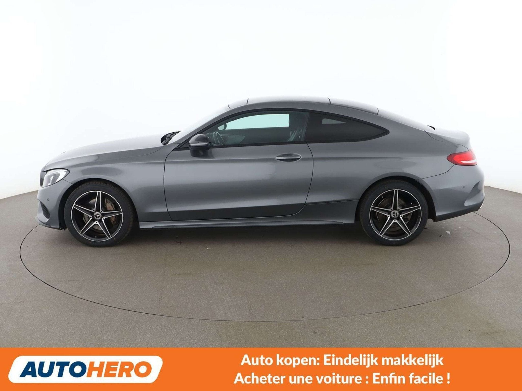 Mercedes-Benz C-Klasse 180 C 180 AMG Line (bj 2017), Auto's, Mercedes-Benz, Automaat, 4 zetels, Achterwielaandrijving, Gebruikt