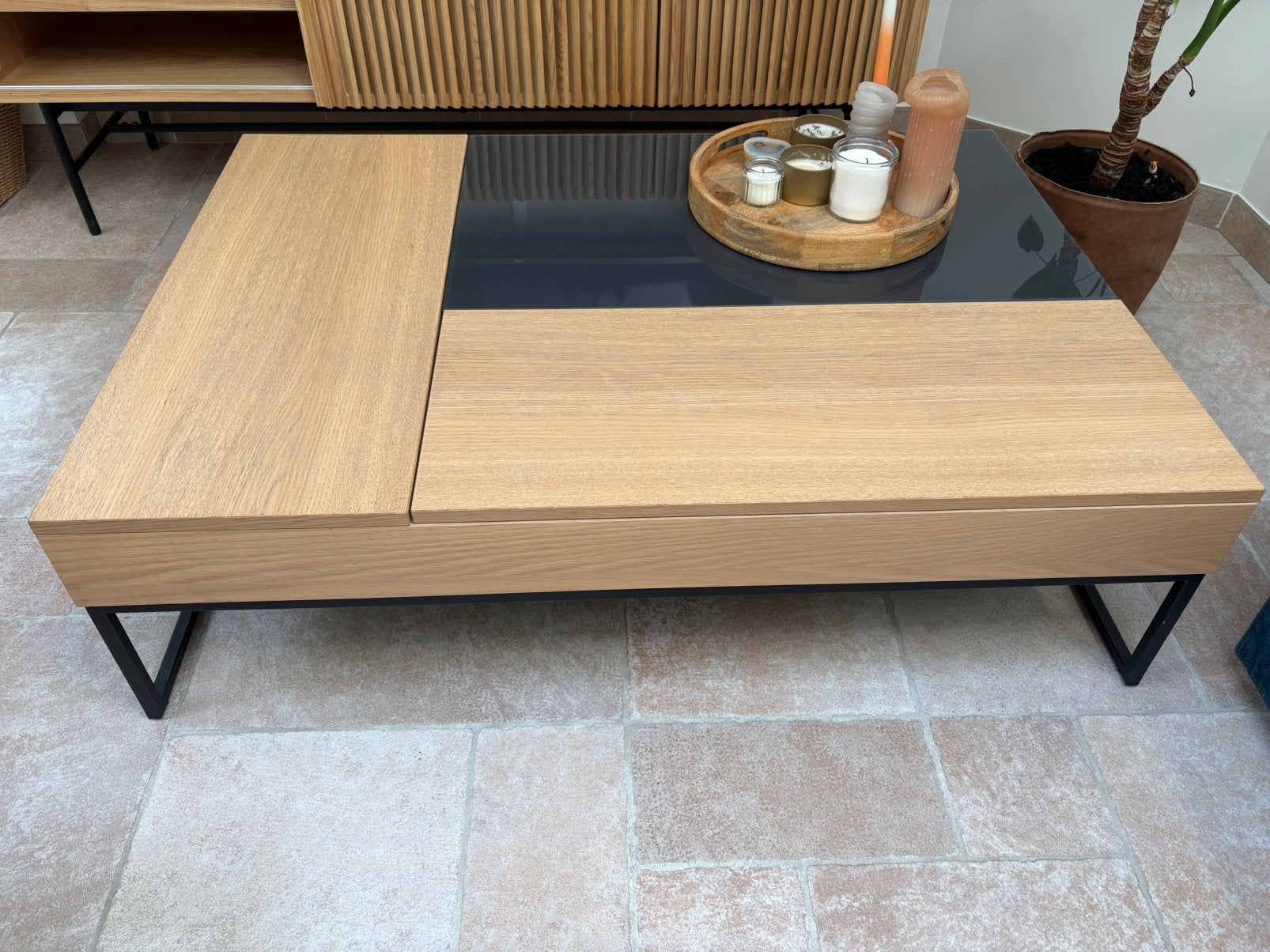Design salontafel met 3 opbergruimtes, Ophalen, 50 – 75, 50 tot 100 cm, Zo goed als nieuw