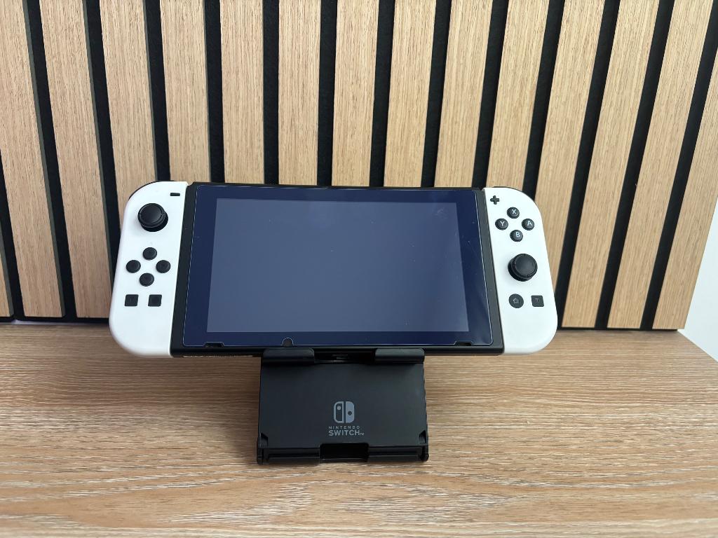 Nintendo swich  V2, Switch 2019 Upgrade, Avec 1 manette, Comme neuf, Enlèvement