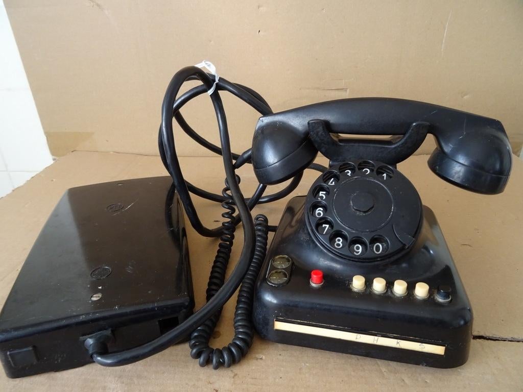 Téléphone vintage en bakélite Téléphone en bakélite type1950, Enlèvement ou Envoi