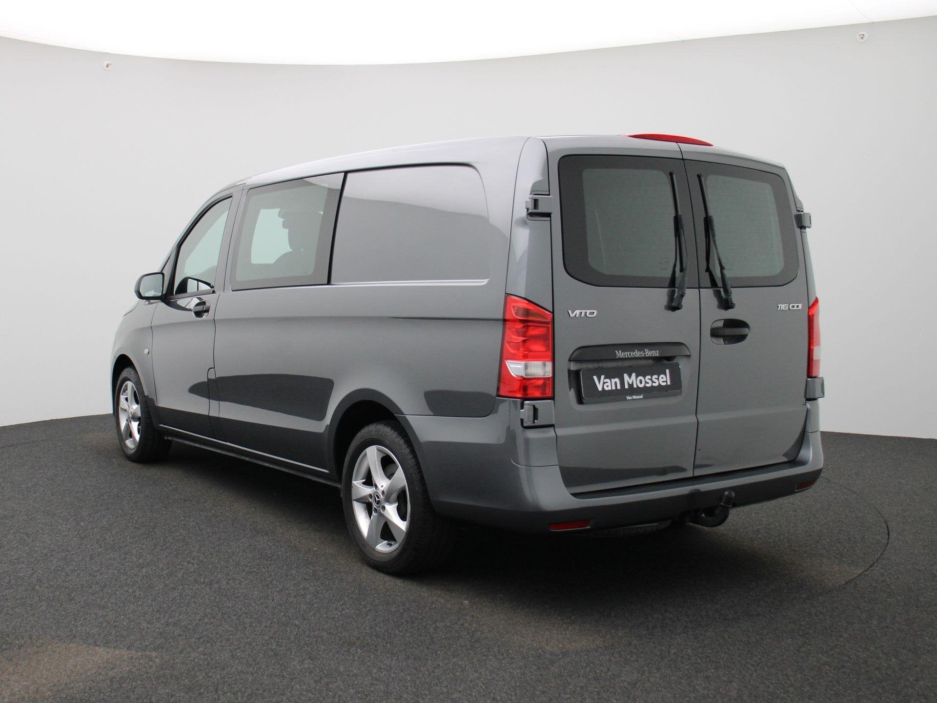 Mercedes-Benz Vito 116 CDI DC L2H1 Aut | Camera | Bluetooth, Automaat, 4 deurs, Gebruikt, Cruise Control