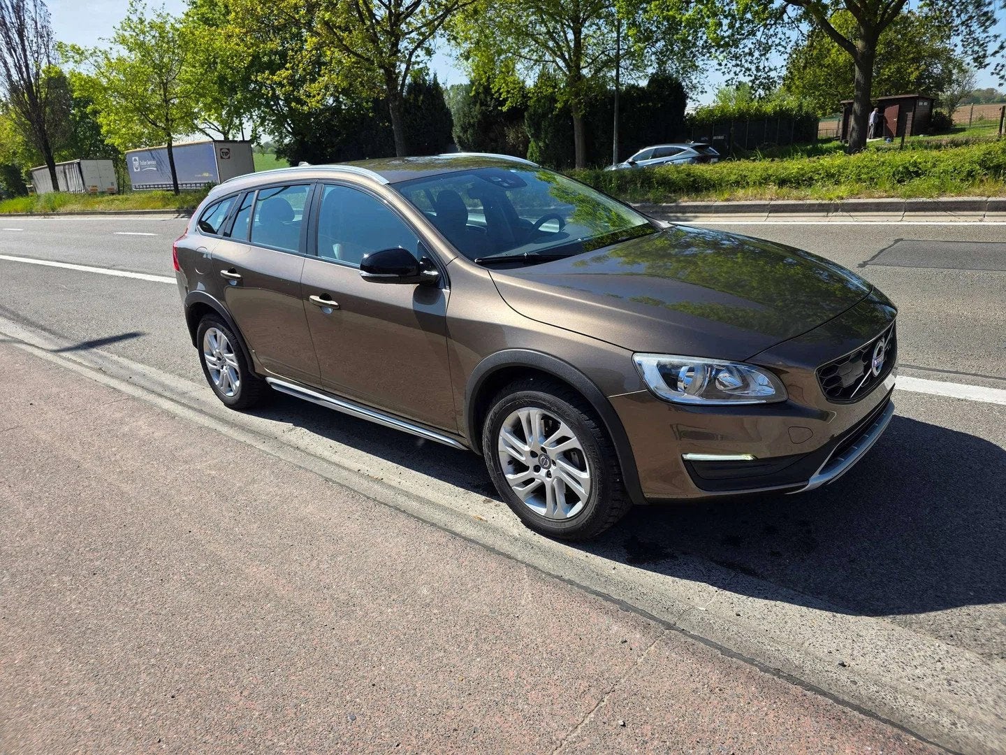 Volvo V60 Cross Country 2.0 D3 Summum 1EIG. PERFECTE STAAT, Auto's, Gebruikt, 4 cilinders, Leder, 2170 kg