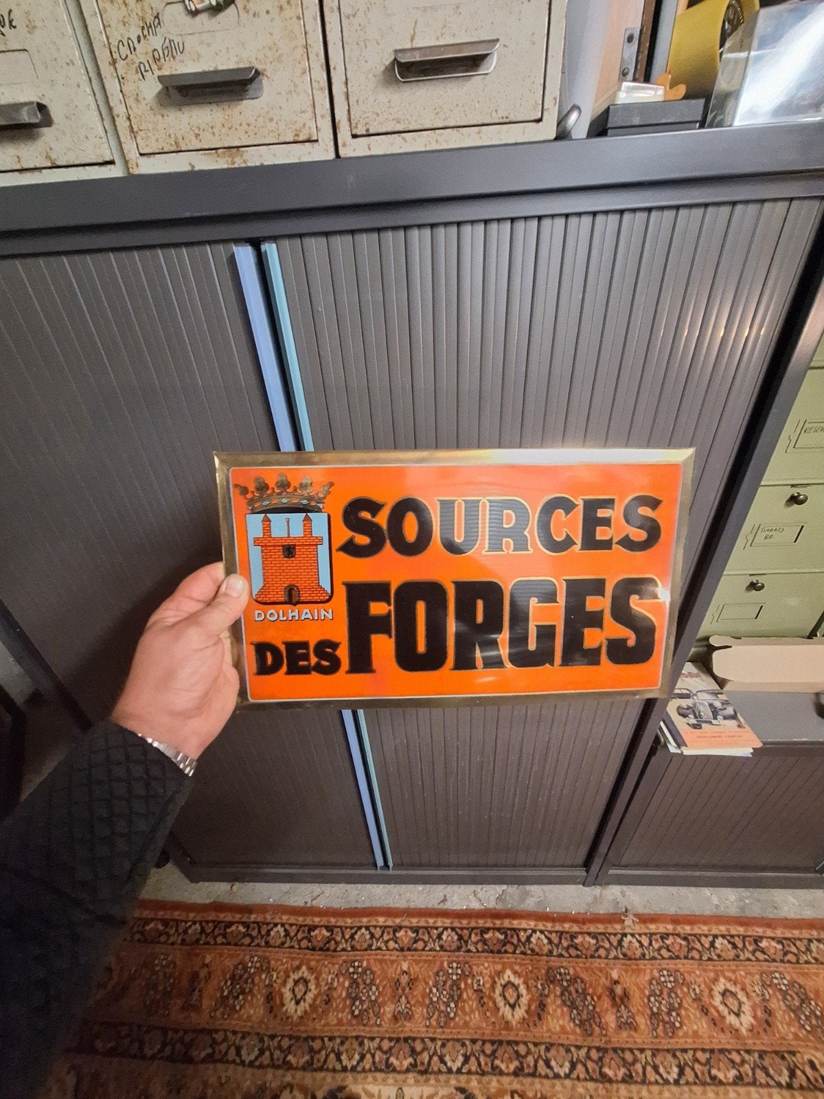 plaque source des forges dolhain 1930, Enlèvement ou Envoi