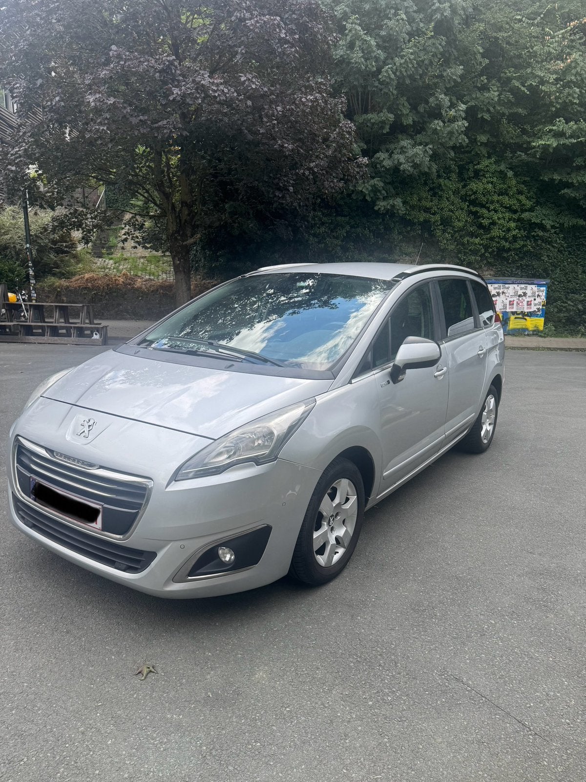 Peugeot 5008 7 places euro6 diesel, Autos, Peugeot, Argent ou Gris, Achat, Boîte manuelle, Electronic Stability Program (ESP)