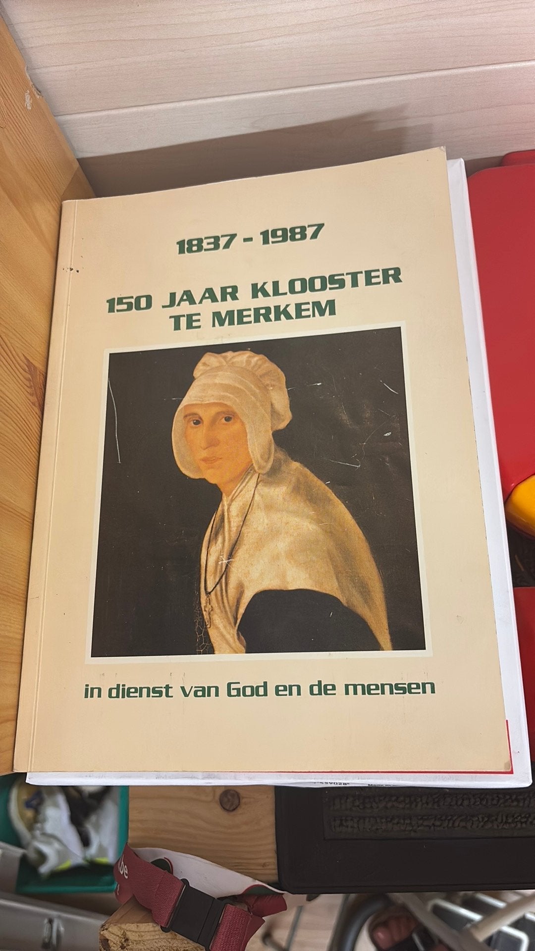 150 jaar klooster, Antiquités & Art, Curiosités & Brocante, Enlèvement ou Envoi