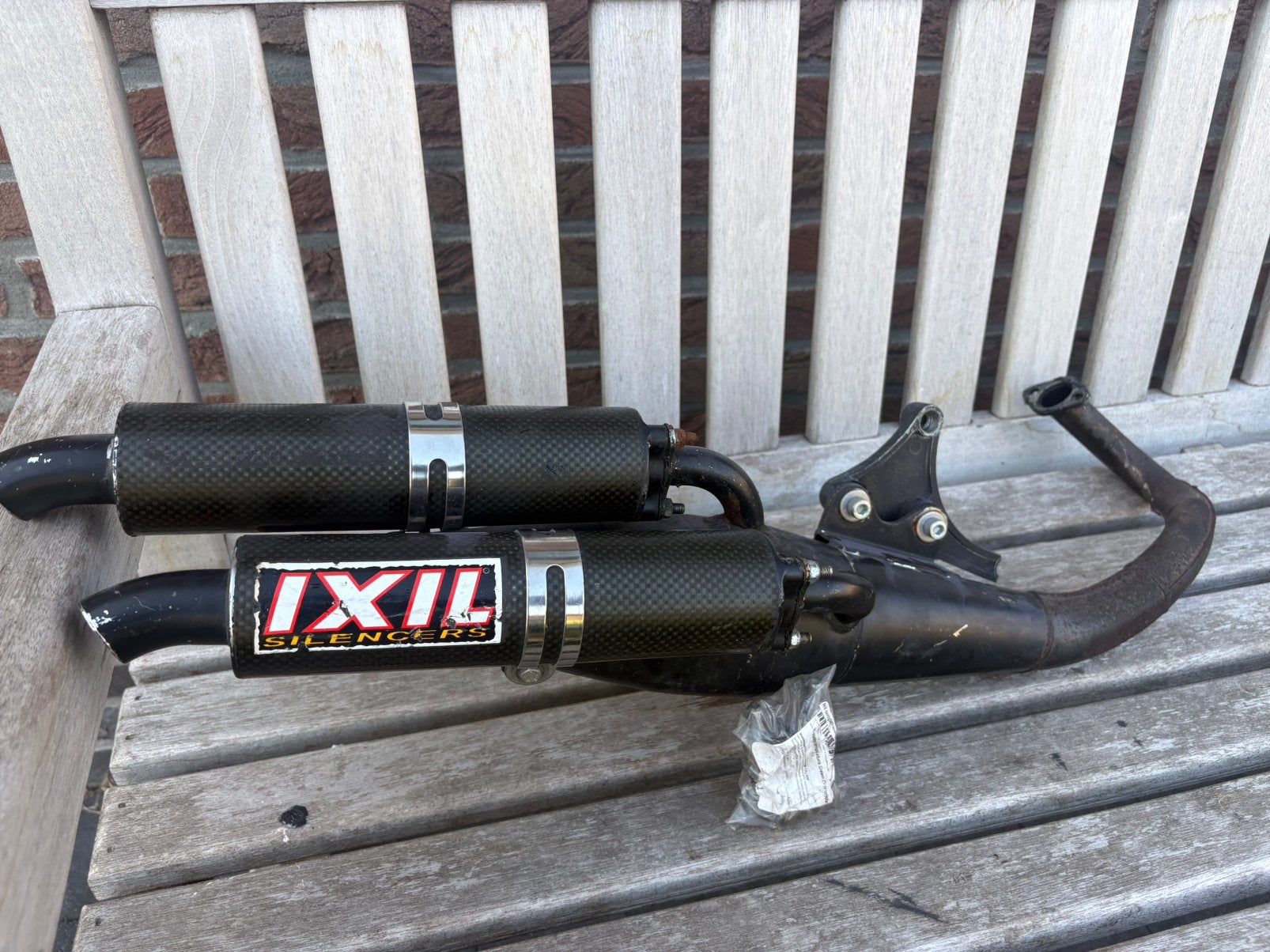 Ixil silencers uitlaat zeldzame dubele uitlaat 50/70 cc, Enlèvement, Comme neuf