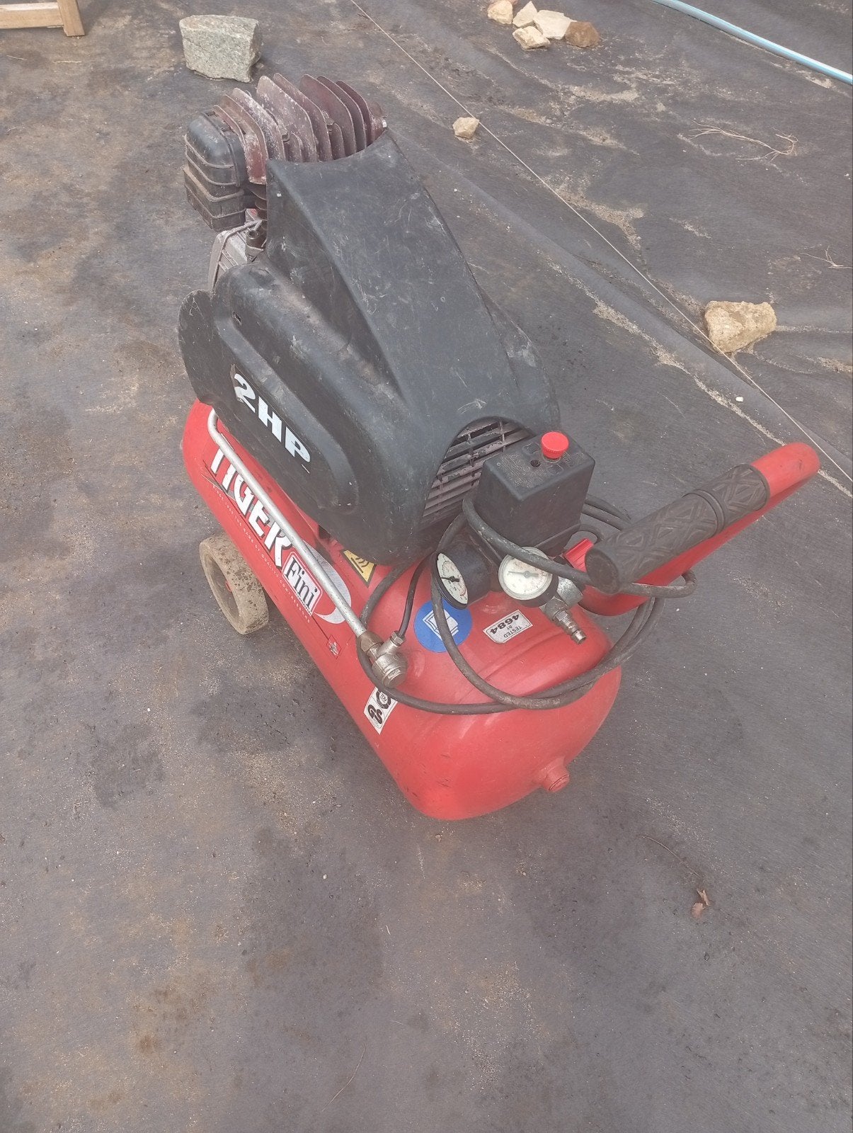 compressor Tiger Fini, Doe-het-zelf en Bouw, Ophalen