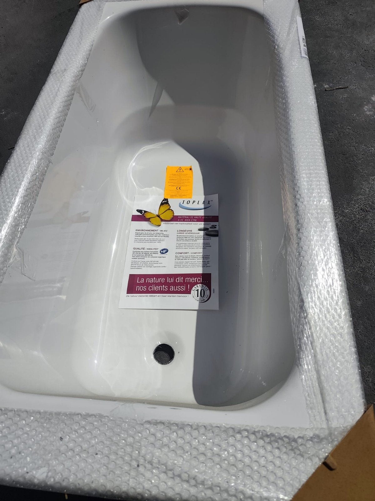 GRAND DÉSTOCKAGE DE BAIGNOIRES & SANITAIRES, Maison & Meubles, Aloni, Info.bricoquievrain@gmail.com, Rue de Mons 164c,  7380 Quievrain
