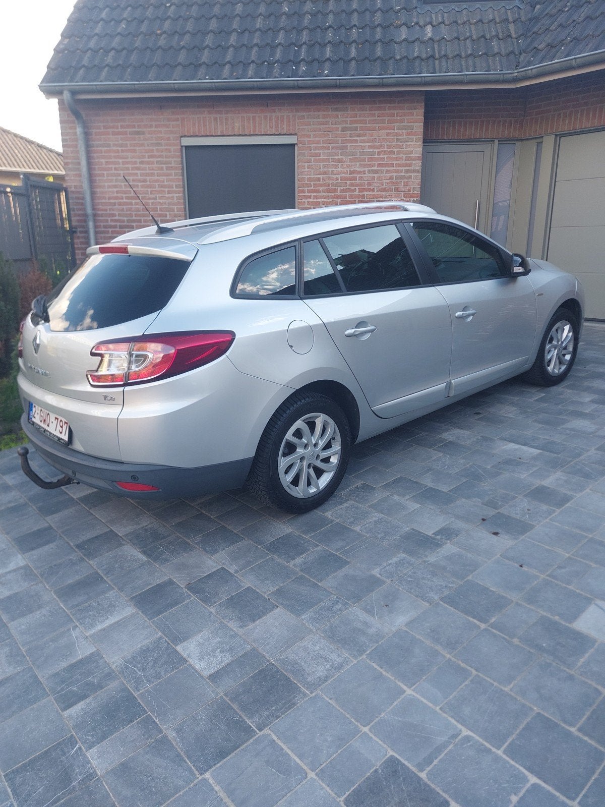 Renault Megane 1.2 Euro6b, Auto's, Renault, Particulier, Parkeersensor, Benzine, Euro 6, Handgeschakeld, Grijs, Ophalen
