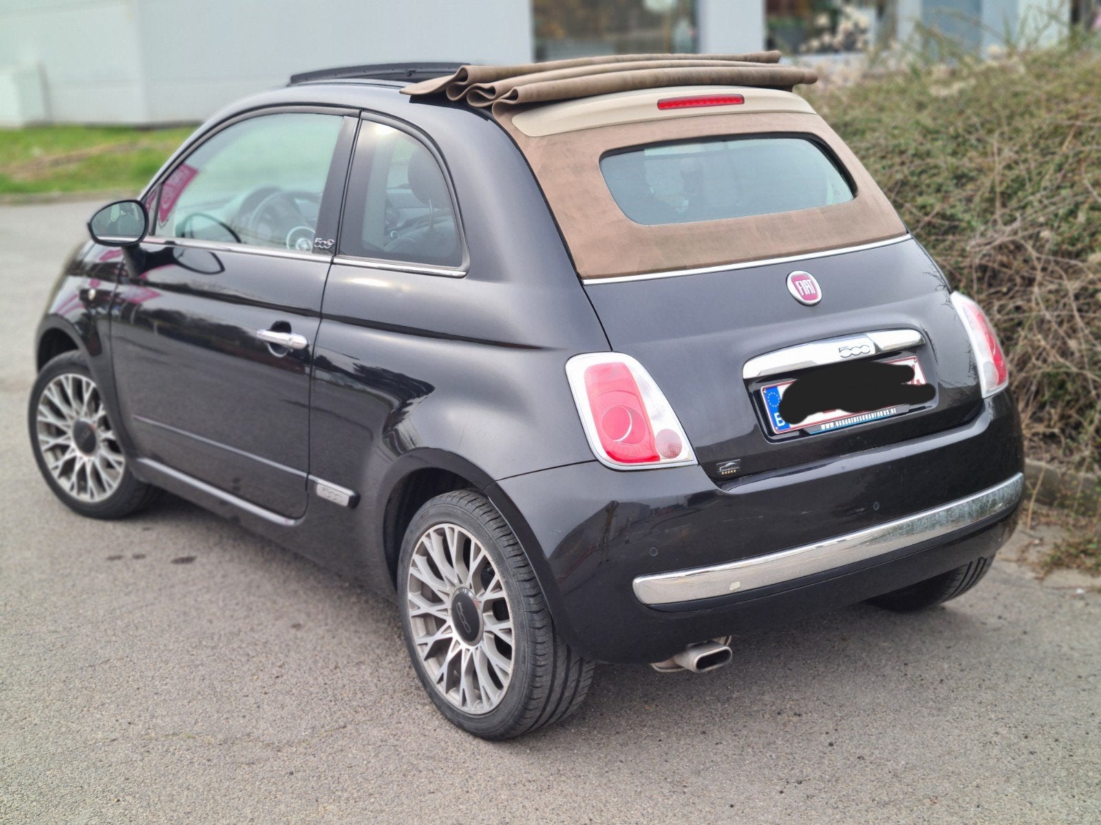 fiat 500 cabrio 12ess 2014. cuir rouge 170mkm 5900€ ctok, Auto's, Fiat, Euro 5, Cabriolet, Zwart, Leder