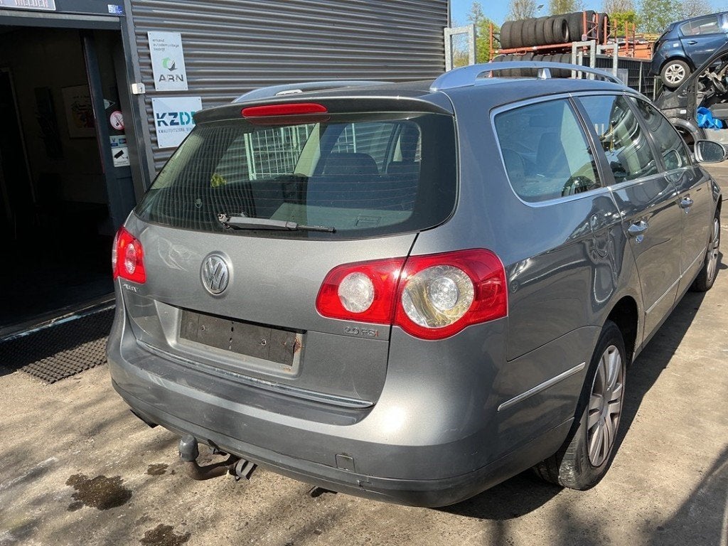 AMORTISSEUR ARRIÈRE DROIT Volkswagen Passat Variant (3C5), Volkswagen, Volkswagen AG, Utilisé, Kundenbetreuung@volkswagen.de
