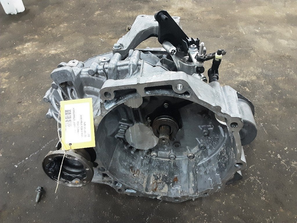 VERSNELLINGSBAK SCHAKEL Audi A3 Sportback (8YA) (VCS), Info@audi.de, Audi, Audi AG, Gebruikt
