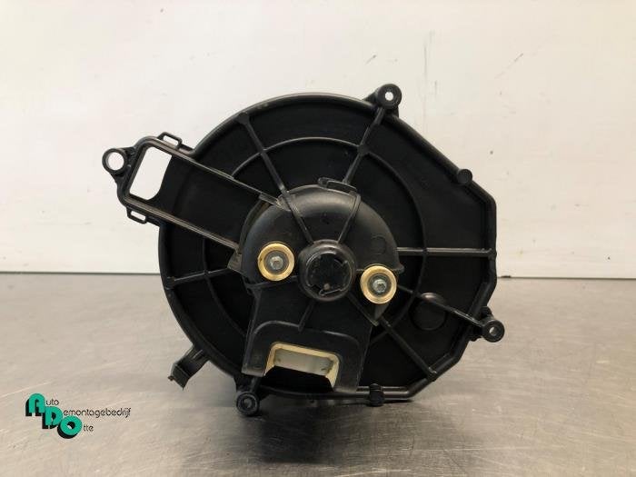 Moteur de ventilation chauffage d'un Peugeot Partner (Partne, -, 3 mois de garantie, Utilisé, -