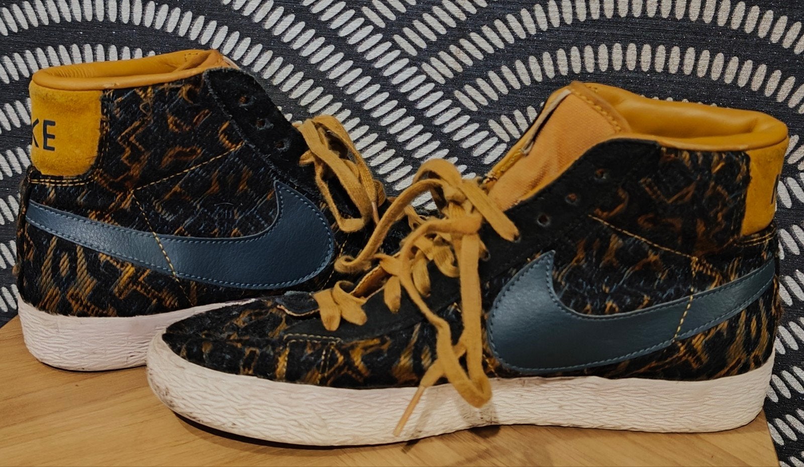 Nike Blazer Mid Jacquard Aztec Vintage sneakers met hoge bov, Kleding | Dames, Zwart, Nike, Ophalen of Verzenden, Gedragen