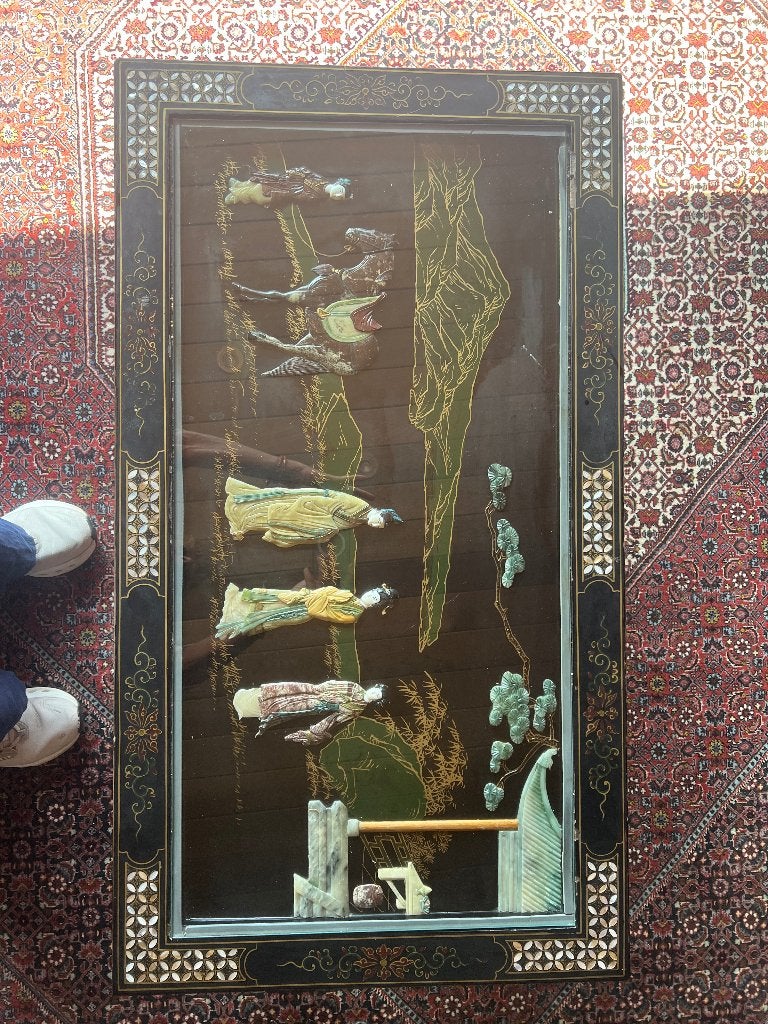 Chinese lakwerk salontafel, Ophalen