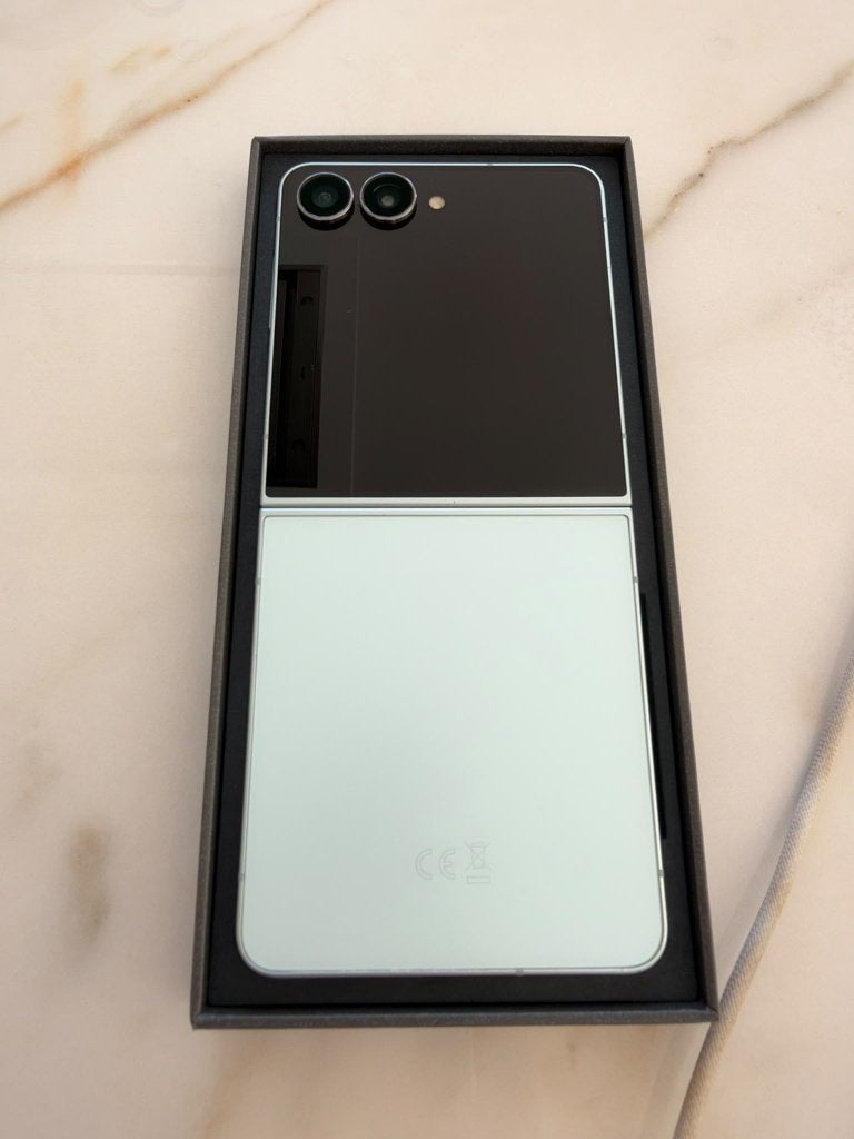 Samsung Z flip 7 (munt groen 512g) + Galaxy Watch8, Télécoms, Autres couleurs, Enlèvement, Sans abonnement, Sans simlock
