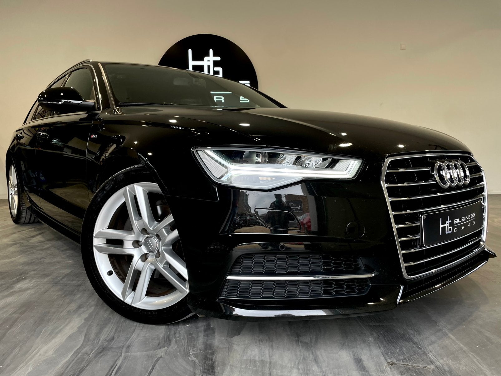 Audi A6 AVANT 2.0TDi S-TRONIC 3X S-LINE/ MATRIXLED/ ATTELAGE, Auto's, 118 g/km, 4 cilinders, Zwart, Bedrijf