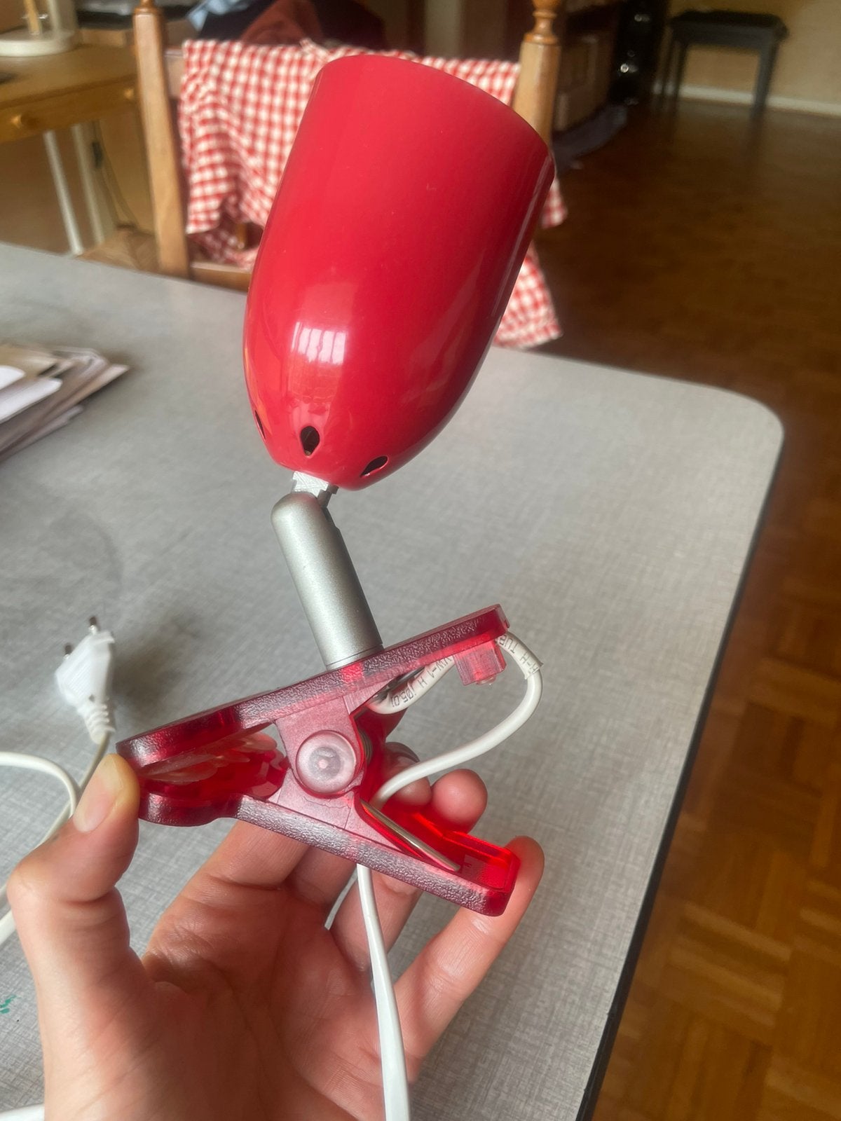 Luminaire rouge de déco avec pince, Maison & Meubles, Enlèvement ou Envoi, Comme neuf, Rouge