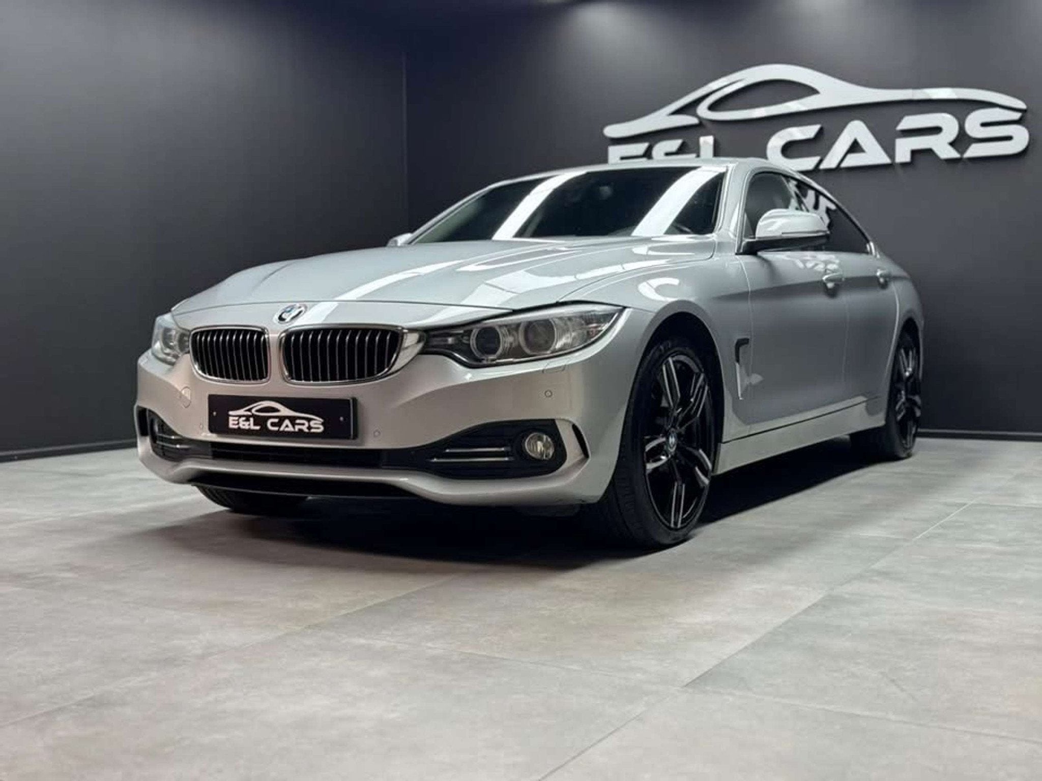 BMW 4 Serie 420 Gran Coupé 420d xDrive Luxury *12 mois de g, Autos, Cuir, Argent ou Gris, Achat, Entreprise