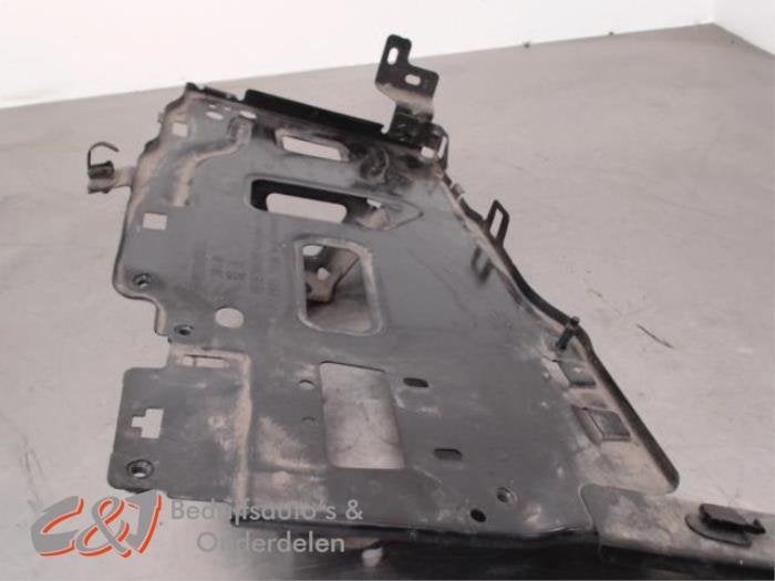 Boîtier de batterie d'un Peugeot Partner, Autos : Pièces & Accessoires, Carrosserie & Tôlerie, Peugeot, Utilisé, 3 mois de garantie