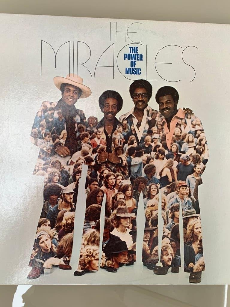 Vinyle : les miracles, Enlèvement