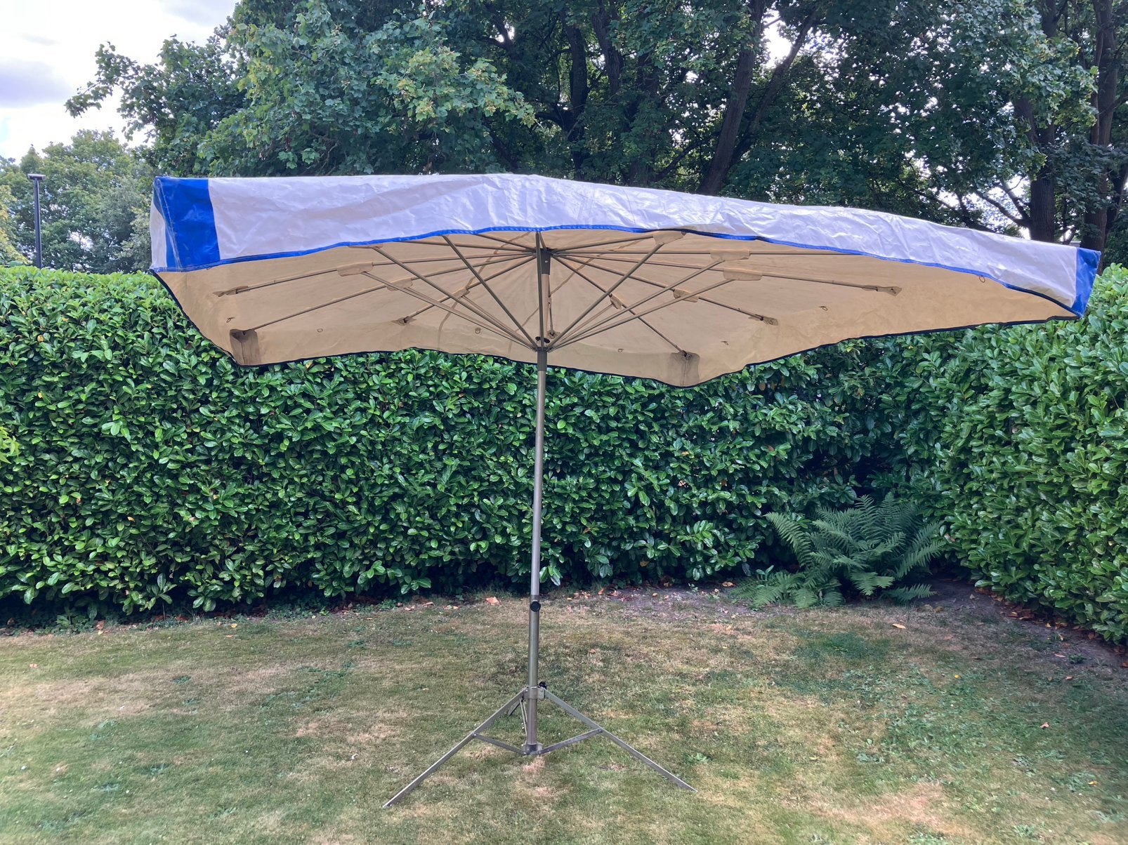 Marktparaplu, Tuin en Terras, Parasols, Ophalen, Gebruikt, Verstelbaar, 2 tot 3 meter