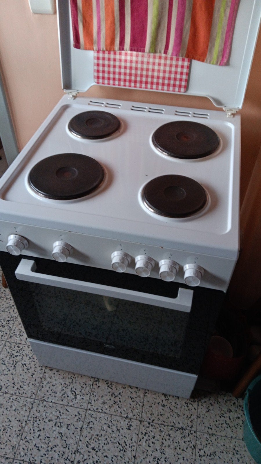 Cuisiniere electrique