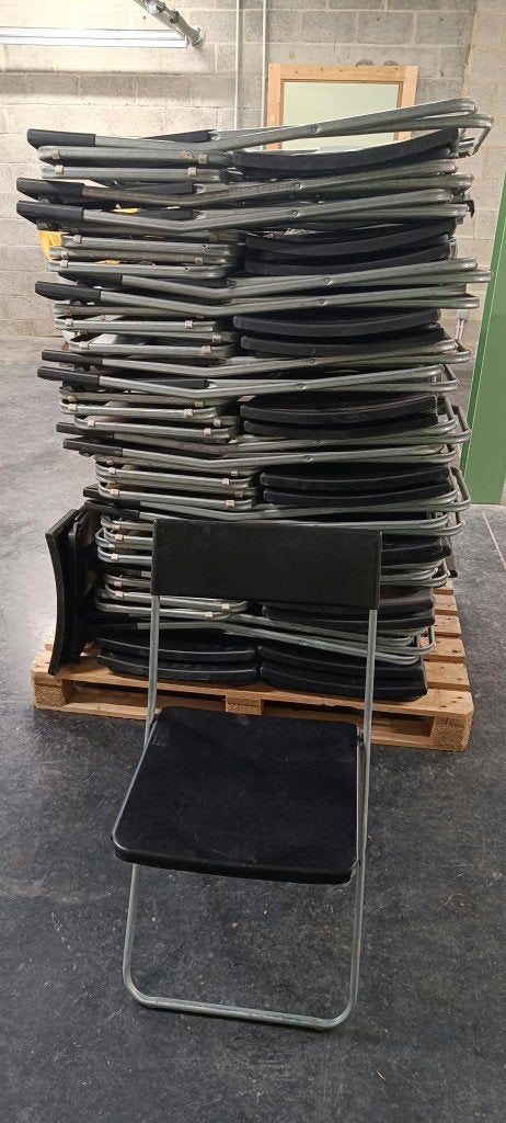 Chaise pliable, Enlèvement, Utilisé, Noir, Métal