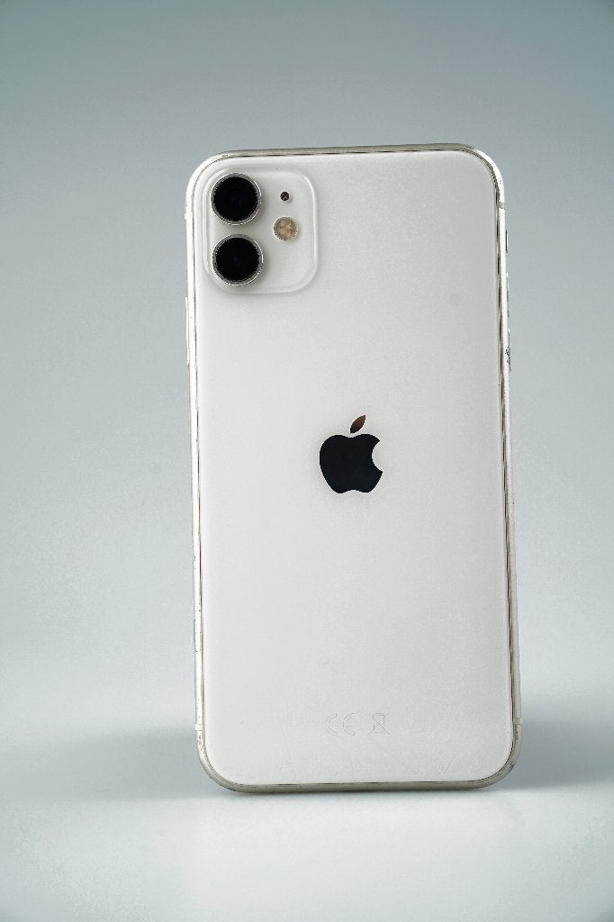 iPhone 11, 64 GB, wit, nieuw batterij, Telecommunicatie, Mobiele telefoons | Apple iPhone, Ophalen, Wit, IPhone 11, Zo goed als nieuw