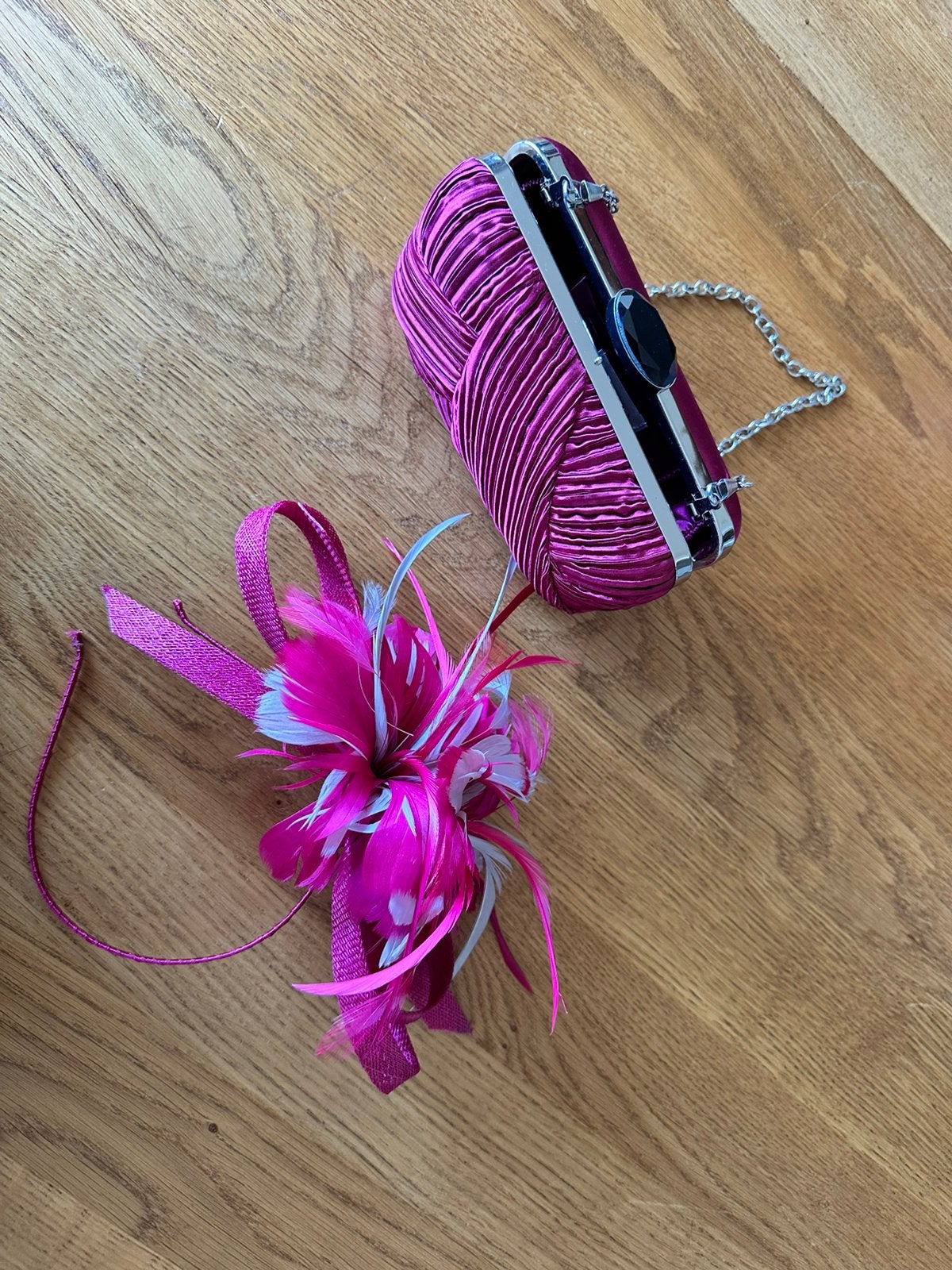 Pochette  mariage et serre tête assorti, Enlèvement ou Envoi, Comme neuf, Autres couleurs, Autres types