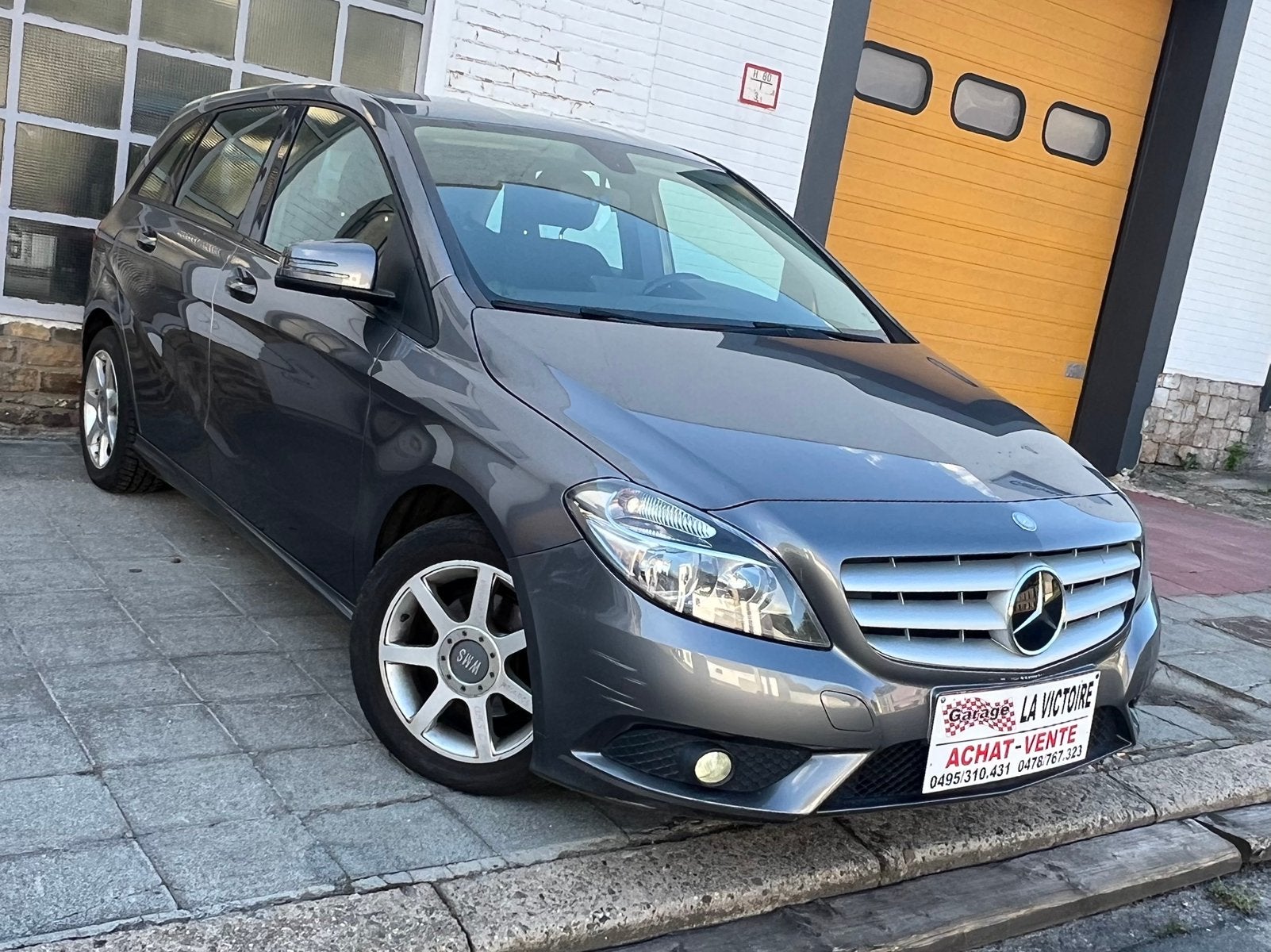 Mercedes CLasse b180 CDI 2014 année 236000km 0032478767323, Auto's, Mercedes-Benz, Voorwielaandrijving, Euro 5, Stof, 4 cilinders