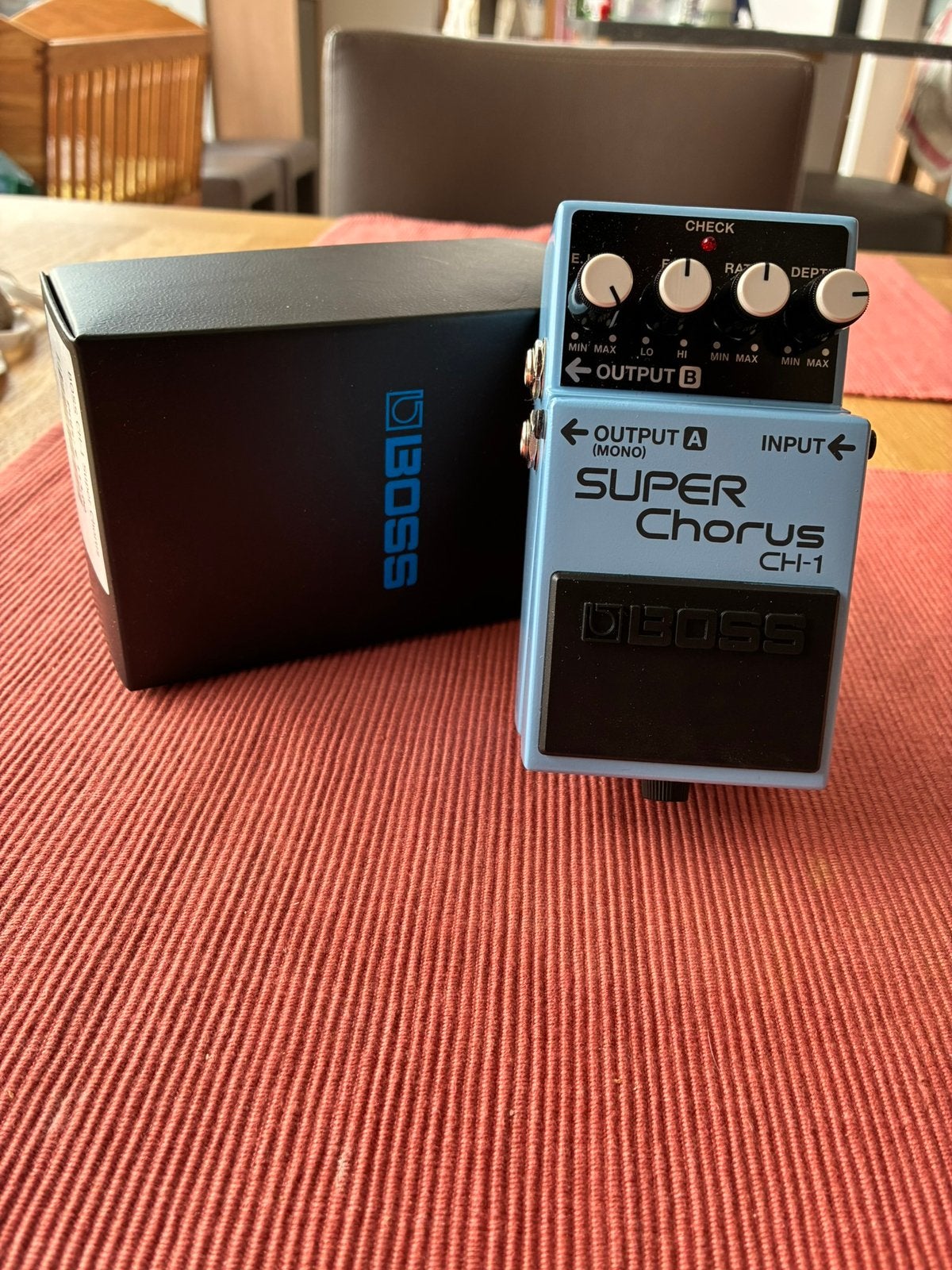 Boss pedals, Musique & Instruments, Enlèvement, Comme neuf, Chorus