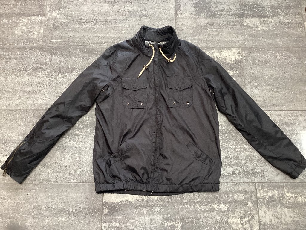 Coupe-vent Sarandi 42, Vêtements | Femmes, Taille 42/44 (L), Enlèvement ou Envoi, Sarandi, Comme neuf