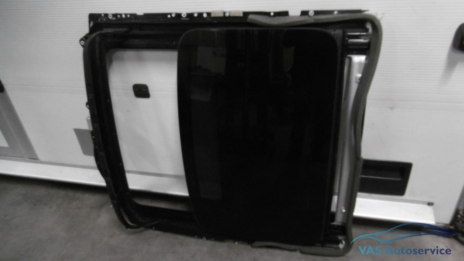 Schuifkanteldak schuifhefdak  BMW 5-serie G30 sedan 54 10 7, Ophalen, Gebruikt, -, Achterklep