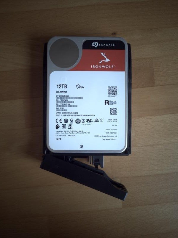 Seagate Iron Wolf 12 TB NAS-harde schijf, Ophalen, Intern, 12 To, Server