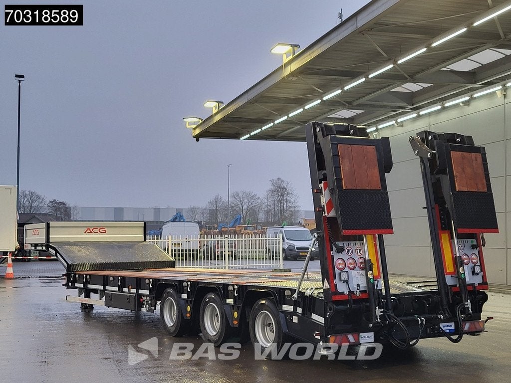 GVN LOWBED 3 assen NEW! Lift + Steering Axle Hydraulic Folda, Auto's, Vrachtwagens, Stof, Overige brandstoffen, Zwart, Bedrijf